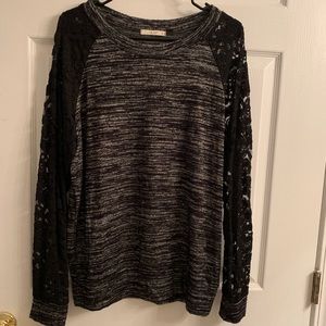 Le Lis Sweater/Sweatshirt (Stitch Fix)